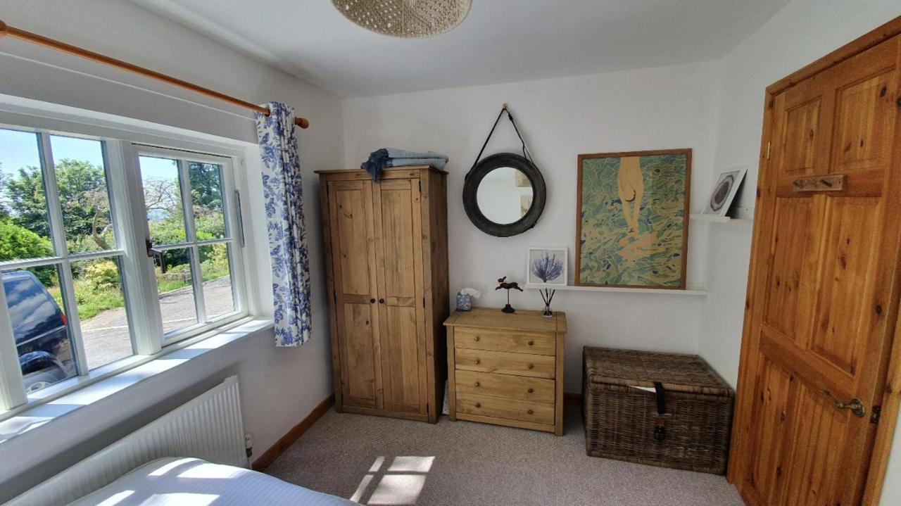 Cosy 2-Bed Property In Ashburton Dartmoor นิวตันแอบบ็อต ภายนอก รูปภาพ